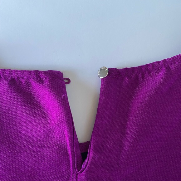 NWT Vince Camuto Sleeveless Textured Satin look Shell Top Size XS - Picture 4 of 12